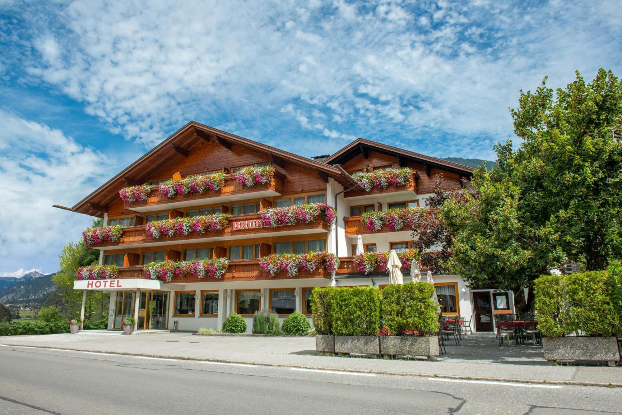 ואנדאנס Hotel Brunella מראה חיצוני תמונה